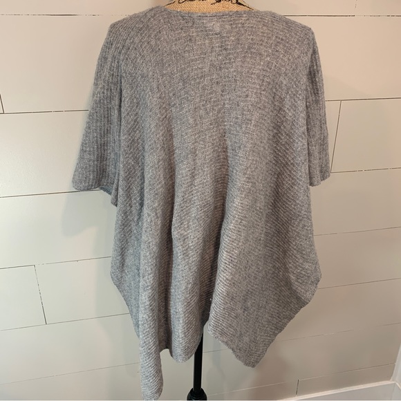 Chiaramente Italian Wool Cross Front Poncho Sweater - One Size - Picture 3 of 6